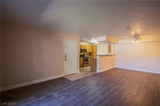 Photo #6: 2219991 Listing 