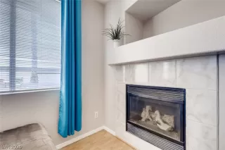 Photo #6: 2220019 Listing