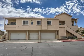 Photo #2: 2220072 Listing