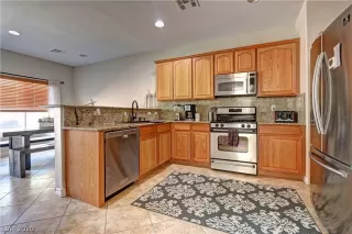 Photo #6: 2220119 Listing 