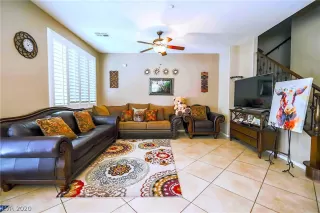 Photo #6: 2220128 Listing