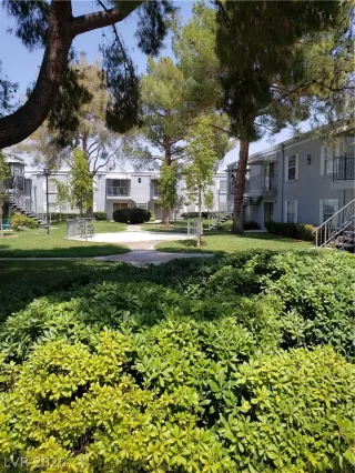 Photo #3: 2220193 Listing 