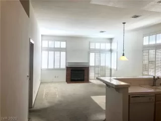 Photo #4: 2220223 Listing