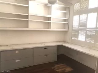 Photo #5: 2220223 Listing