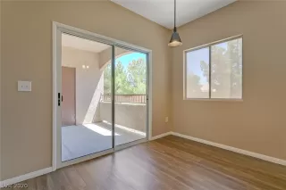 Photo #6: 2220234 Listing