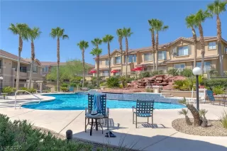 Photo #2: 2220268 Listing 