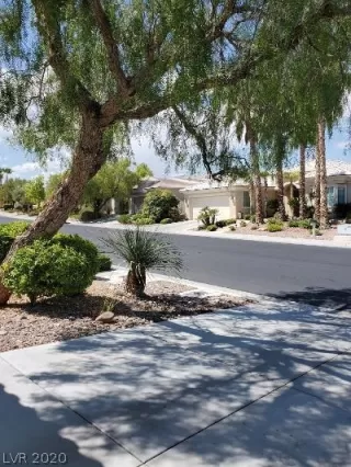 Photo #4: 2220303 Listing 