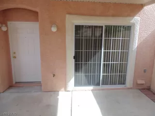 Photo #2: 2220322 Listing 