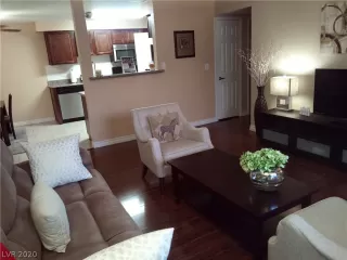 Photo #1: 2220385 Listing