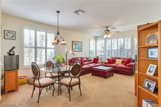 Photo #3: 2220401 Listing 