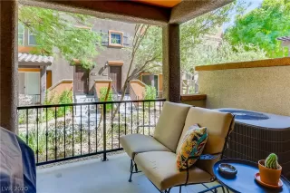 Photo #3: 2220425 Listing