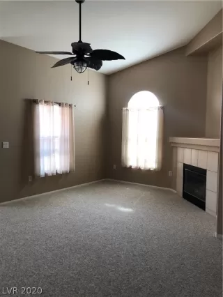 Photo #2: 2220428 Listing