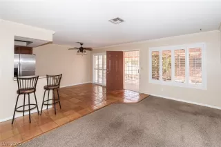 Photo #3: 2220433 Listing 