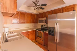 Photo #6: 2220433 Listing 
