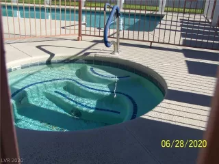 Photo #6: 2220456 Listing 