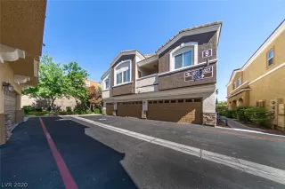 Photo #1: 2220478 Listing 