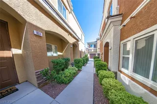 Photo #6: 2220478 Listing 