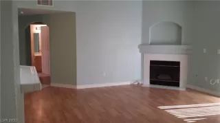 Photo #2: 2220512 Listing 