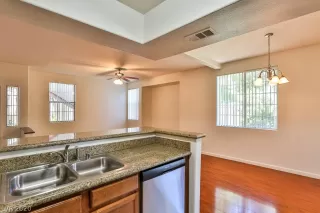 Photo #6: 2220581 Listing 