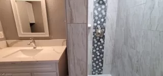 Photo #4: 2220615 Listing 