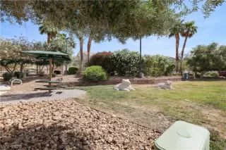 Photo #3: 2220673 Listing