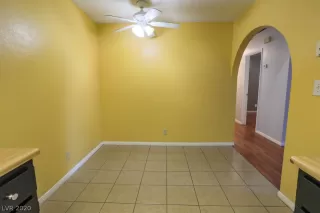 Photo #6: 2220691 Listing