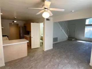 Photo #5: 2220736 Listing 