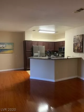 Photo #1: 2220742 Listing