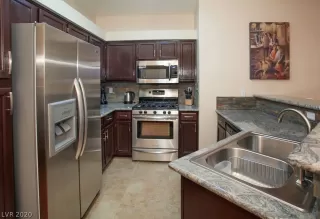 Photo #2: 2220742 Listing