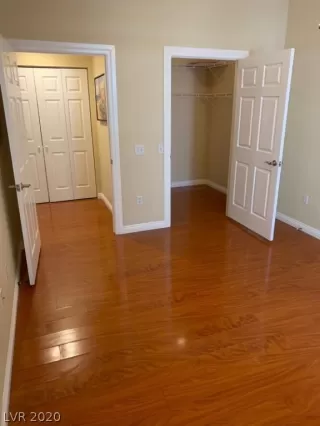 Photo #6: 2220742 Listing