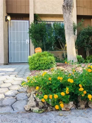 Photo #2: 2220750 Listing 