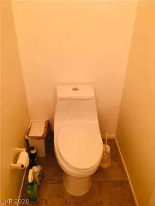 Photo #5: 2220750 Listing 