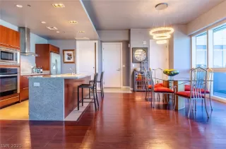 Photo #3: 2220787 Listing 