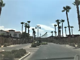 Photo #1: 2220788 Listing