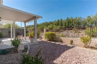 Photo #1: 2220839 Listing 