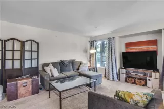 Photo #2: 2220884 Listing