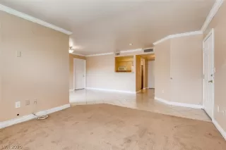 Photo #5: 2220901 Listing 