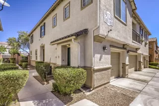 Photo #2: 2221007 Listing