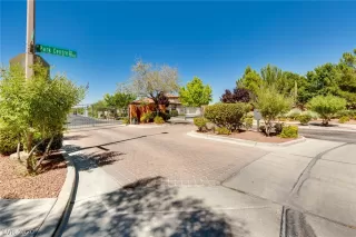 Photo #6: 2221032 Listing