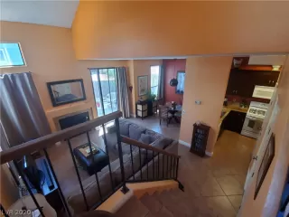 Photo #1: 2221110 Listing