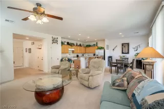 Photo #4: 2221162 Listing