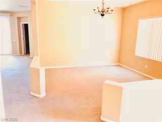 Photo #3: 2221179 Listing 