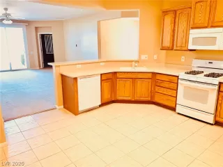 Photo #6: 2221179 Listing 