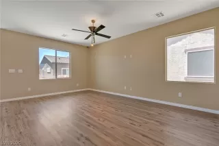 Photo #3: 2221200 Listing 