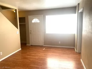 Photo #4: 2221239 Listing 