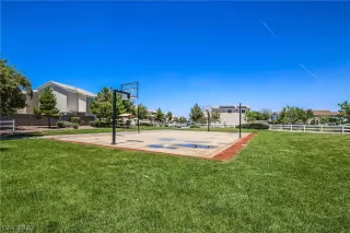 Photo #3: 2221292 Listing 