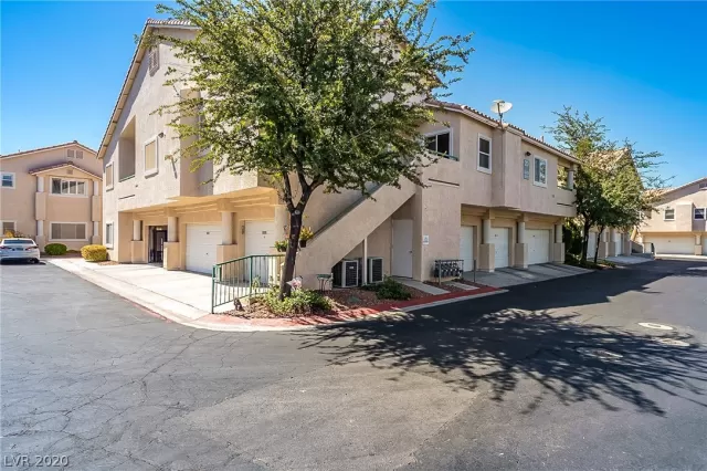 MLS: 2221303 Condo For Sale