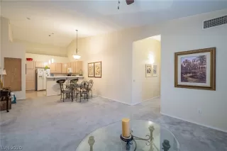 Photo #1: 2221303 Listing