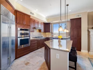 Photo #6: 2221359 Listing