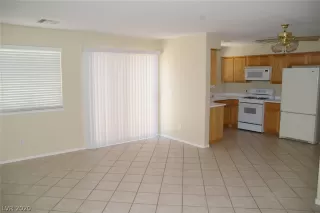 Photo #3: 2221421 Listing 
